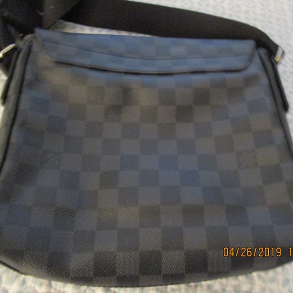 Authentic Louis Vuitton District PM Bag - Picture 3 of 8